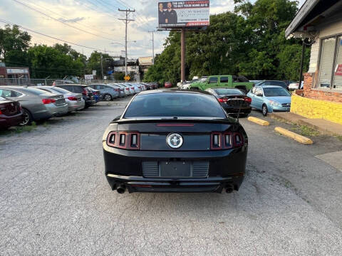 2014 Ford Mustang V6 Premium