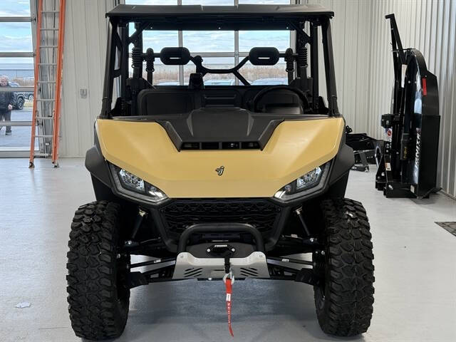 2025 Segway UT10 CREW