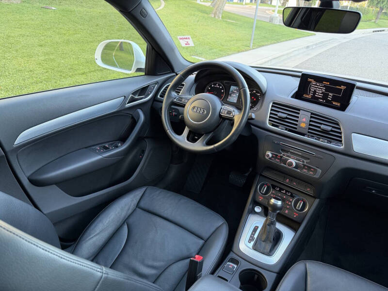 2016 Audi Q3 2.0T Premium Plus