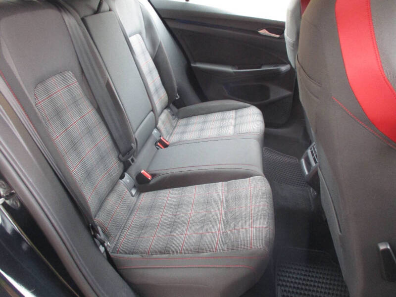 2023 Volkswagen Golf GTI S