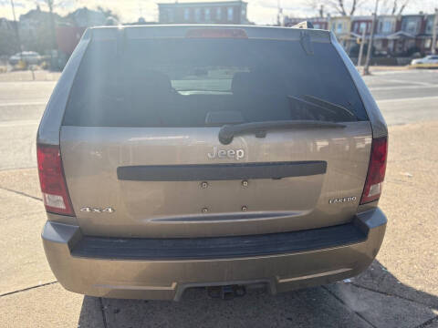 2005 Jeep Grand Cherokee Laredo