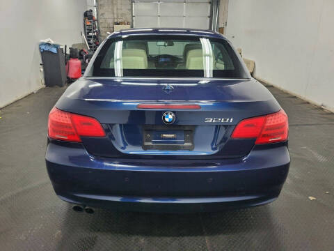 2012 BMW 3 Series 328i