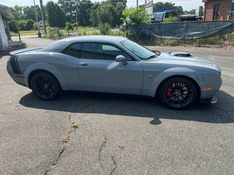 2021 Dodge Challenger