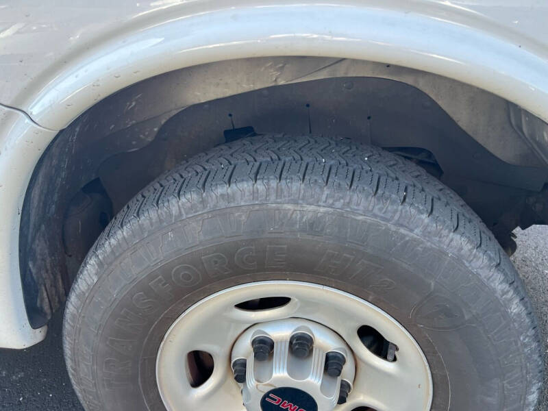 2019 GMC Savana 2500