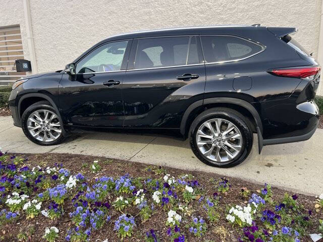 2023 Toyota Highlander Hybrid Limited