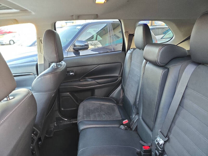 2019 Mitsubishi Outlander SE