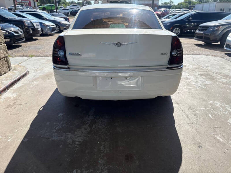 2006 Chrysler 300