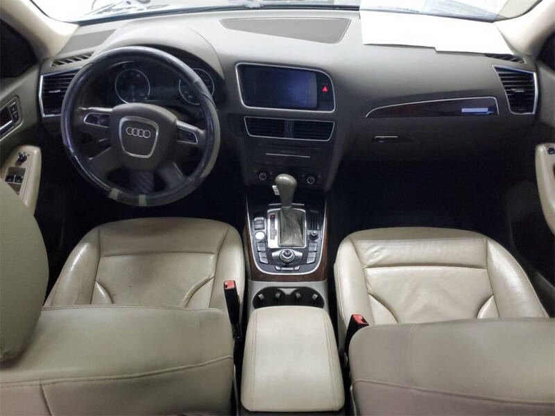 2012 Audi Q5 3.2 quattro Premium Plus