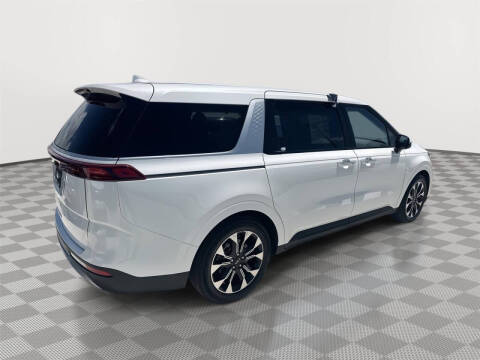 2024 Kia Carnival EX