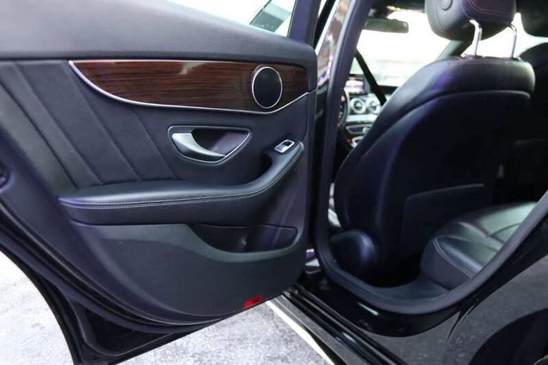 2018 Mercedes-Benz C-Class C 300