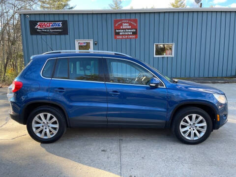 2009 Volkswagen Tiguan for sale at Upton Truck and Auto in Upton MA