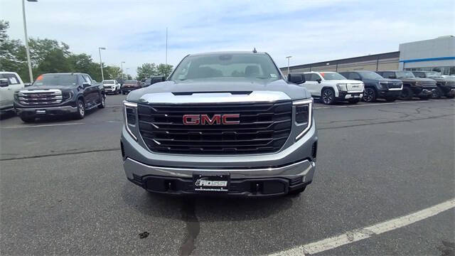 2025 GMC Sierra 1500 Pro