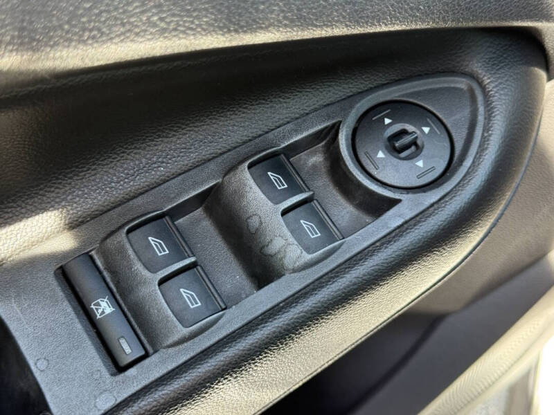 2014 Ford Escape S