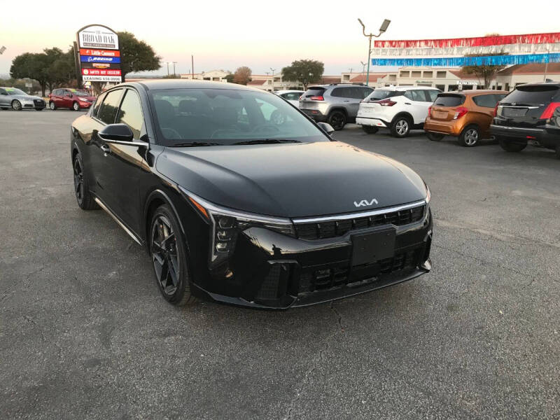 2025 Kia K4 GT-Line