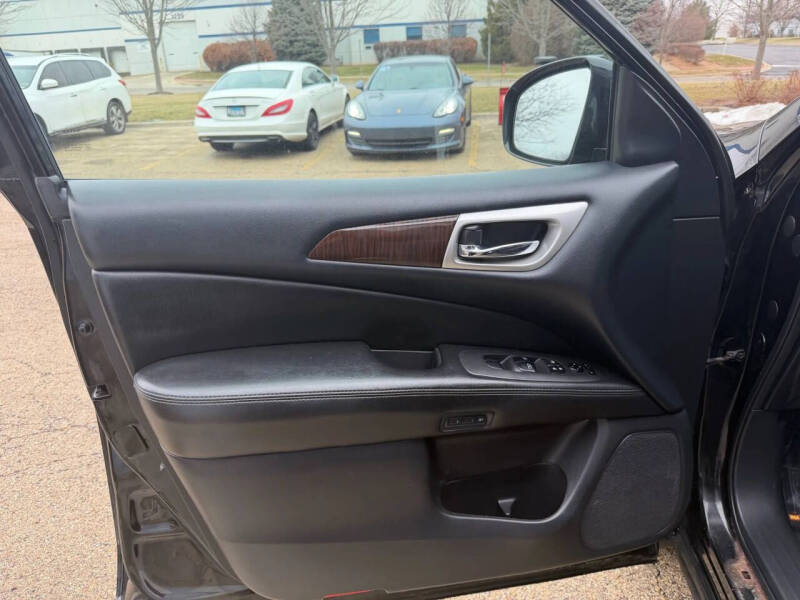 2014 Nissan Pathfinder Platinum