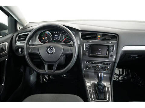 2015 Volkswagen e-Golf Limited Edition