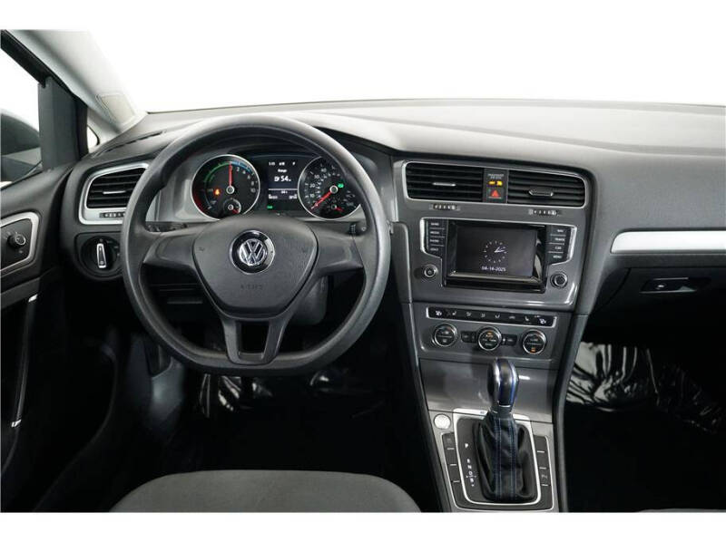 2015 Volkswagen e-Golf Limited Edition