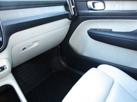 2020 Volvo XC40 T5 Inscription