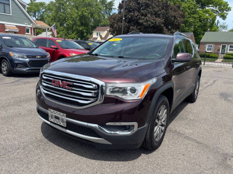2017 GMC Acadia SLE-2