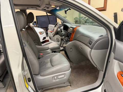 2010 Toyota Sienna