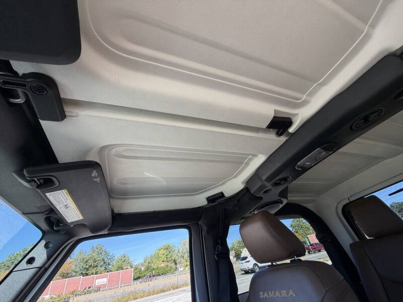 2013 Jeep Wrangler Sahara