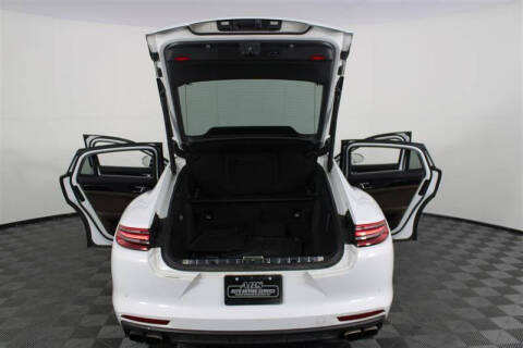 2017 Porsche Panamera Turbo