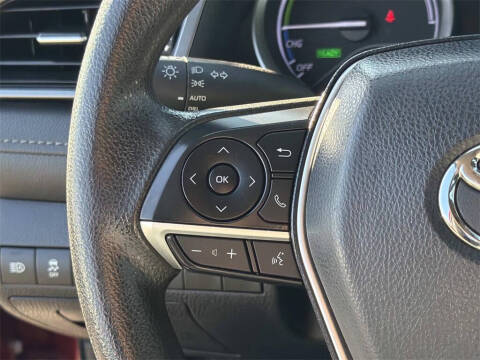 2021 Toyota Camry Hybrid LE