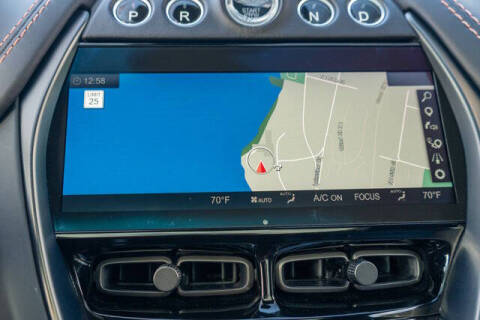 2022 Aston Martin DBX