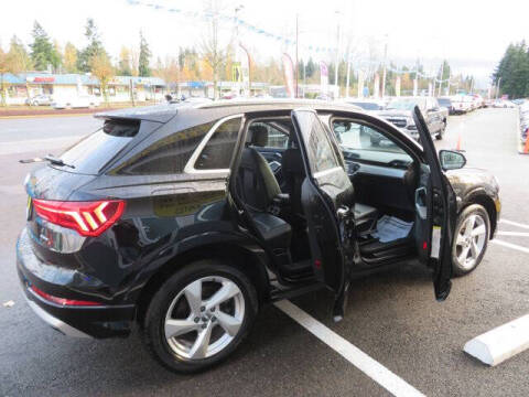 2020 Audi Q3 quattro Premium 45 TFSI