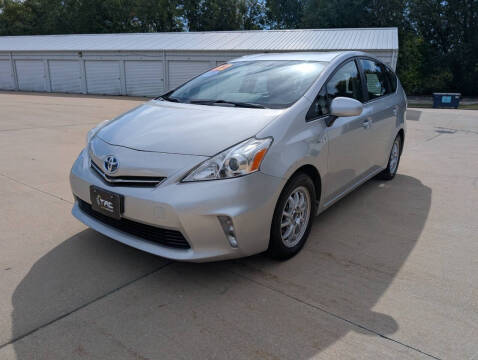 2012 Toyota Prius v Three