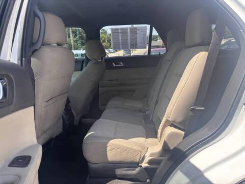 2014 Ford Explorer