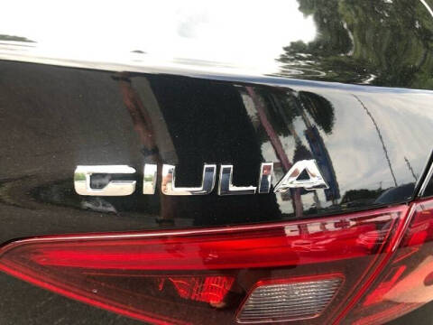 2017 Alfa Romeo Giulia Ti