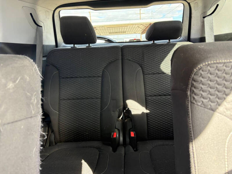 2017 GMC Acadia SLE-2