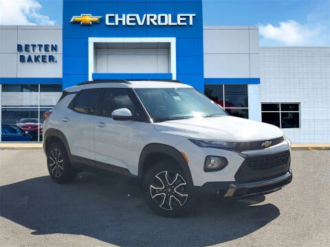 2023 Chevrolet TrailBlazer for sale at Betten Baker Preowned Center in Twin Lake MI