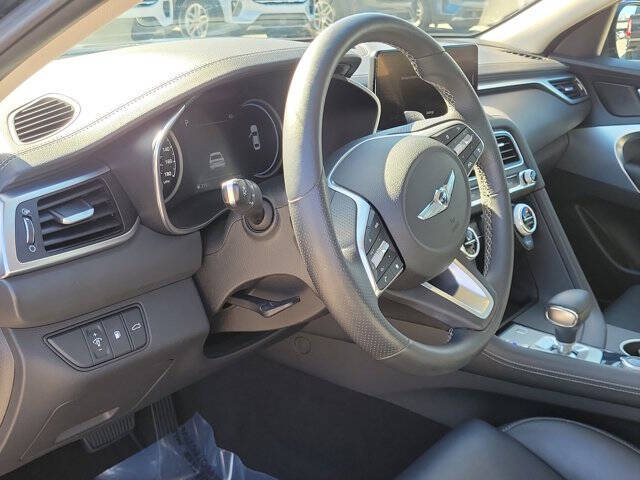 2023 Genesis G70