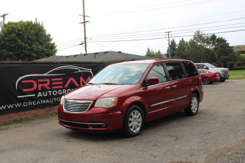 2015 Chrysler Town and Country for sale at Dream Auto Group in Shelby Township MI