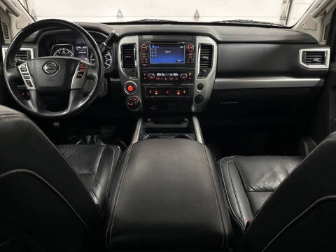 2017 Nissan Titan PRO-4X