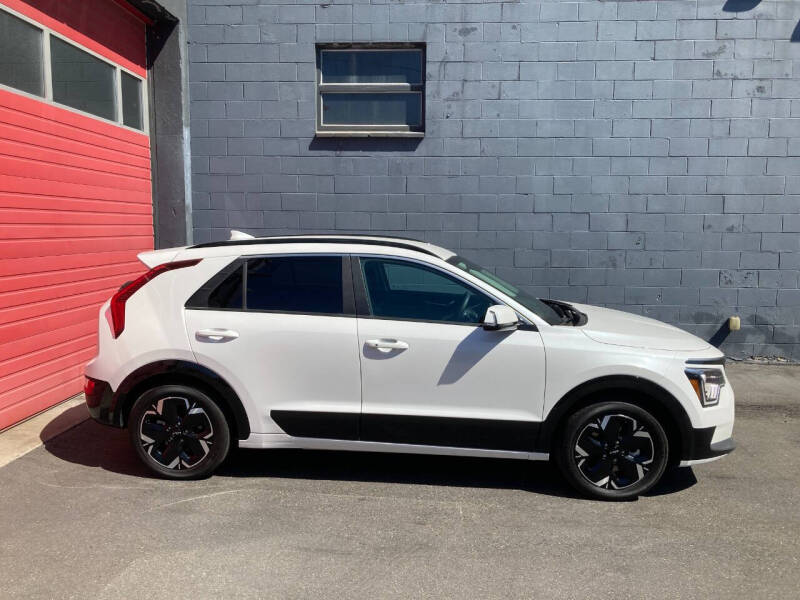 2024 Kia Niro EV Wind