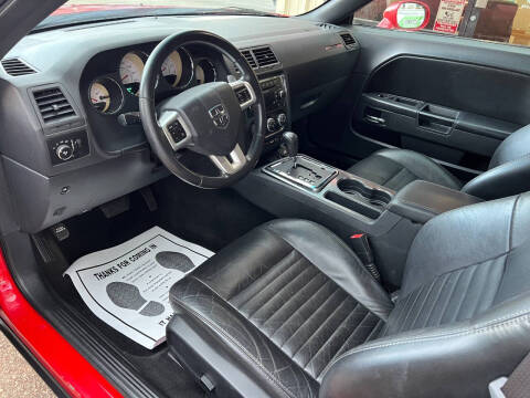 2014 Dodge Challenger SXT