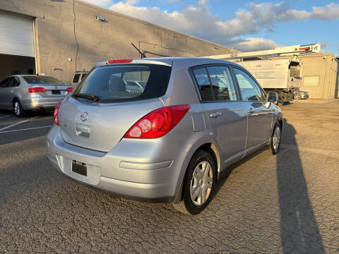 2012 Nissan Versa 1.8 S