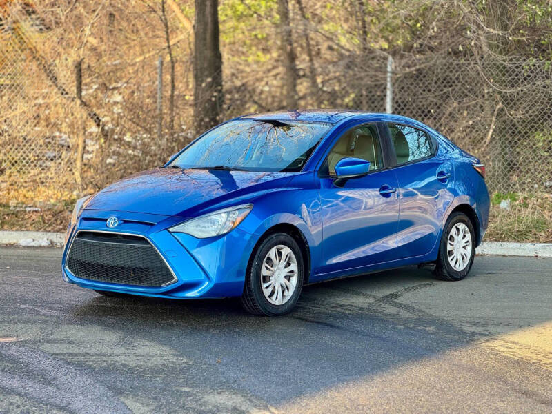 2019 Toyota Yaris L's photo