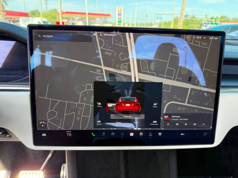 2022 Tesla Model X Plaid
