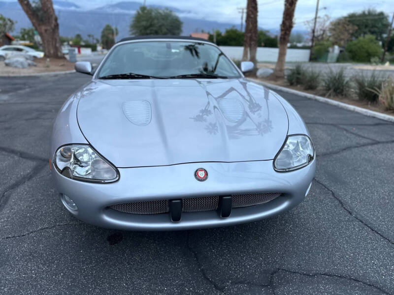 2002 Jaguar XKR