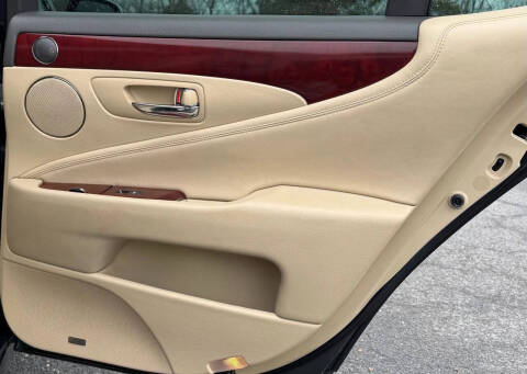 2007 Lexus LS 460