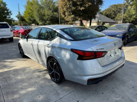 2023 Nissan Altima 2.5 SR