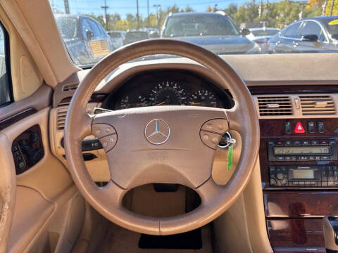 2001 Mercedes-Benz E-Class E 320