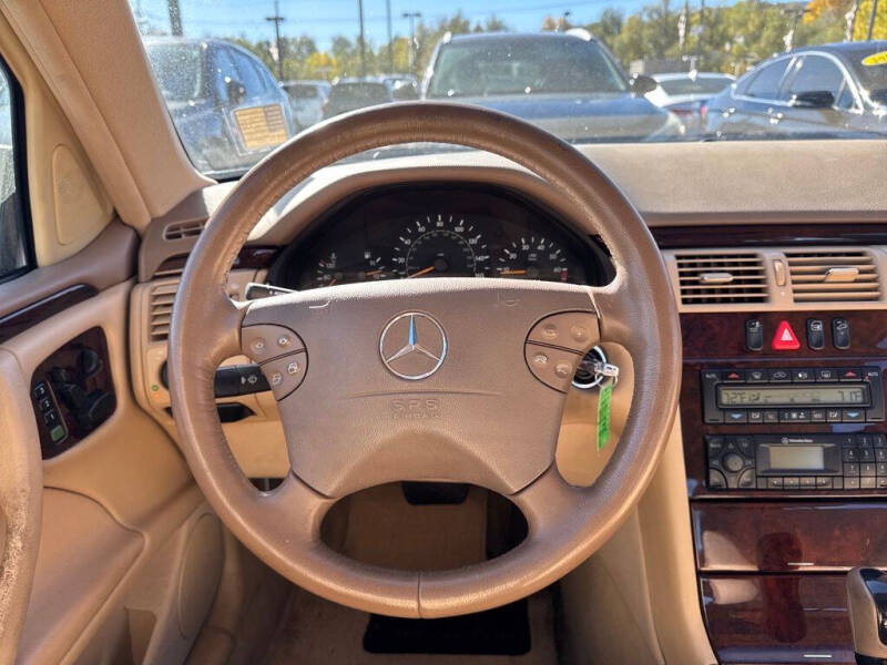 2001 Mercedes-Benz E-Class E 320