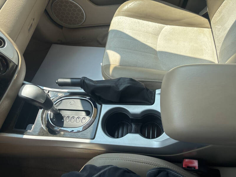 2005 Mercury Mariner