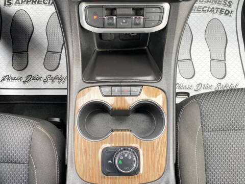 2023 GMC Acadia SLE