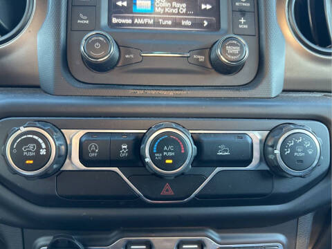 2020 Jeep Gladiator Sport